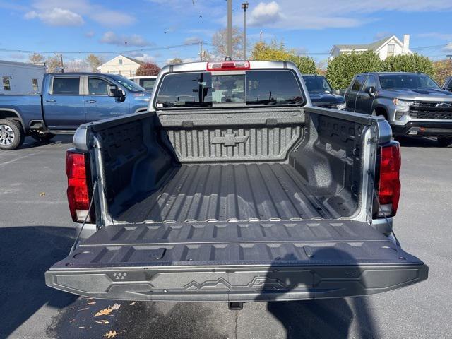 new 2024 Chevrolet Colorado car, priced at $38,900