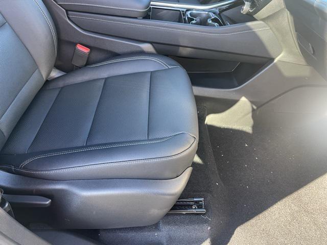 new 2026 Chevrolet Traverse car, priced at $46,045