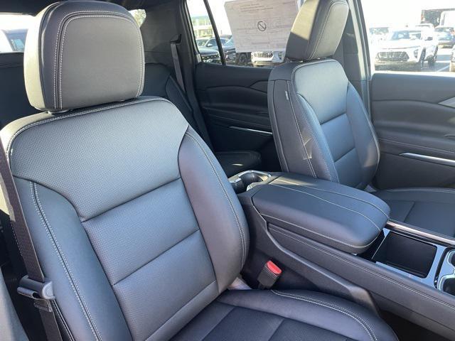 new 2026 Chevrolet Traverse car, priced at $46,045