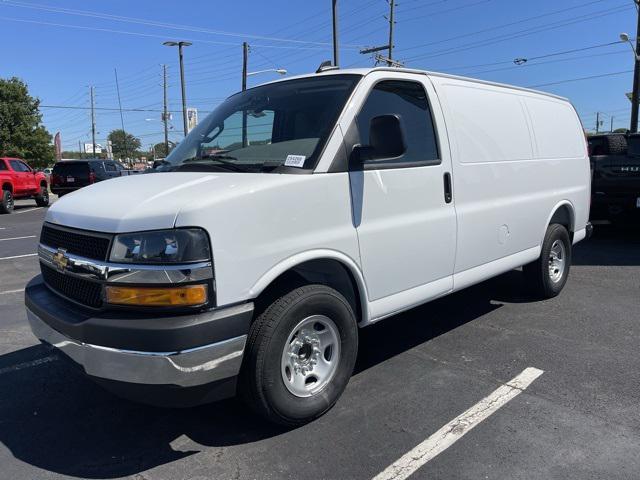 new 2025 Chevrolet Express 2500 car, priced at $50,080