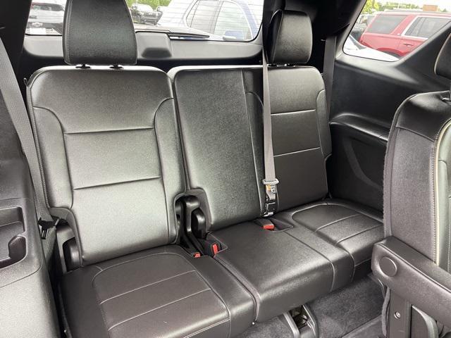 used 2023 Chevrolet Traverse car, priced at $36,900