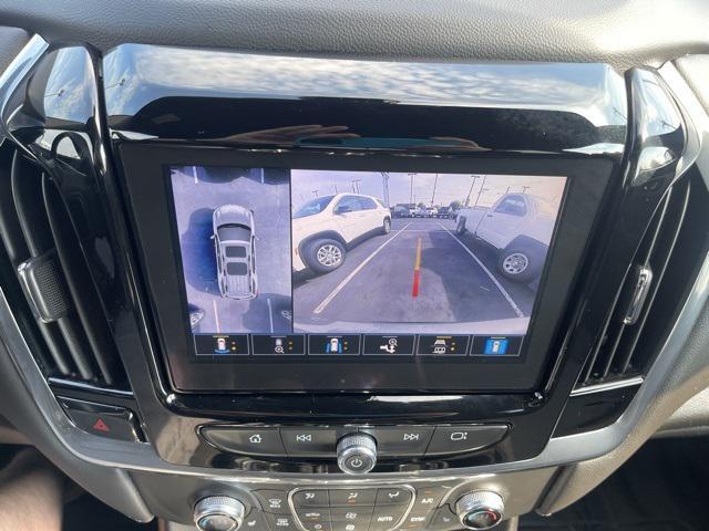 used 2023 Chevrolet Traverse car, priced at $31,900