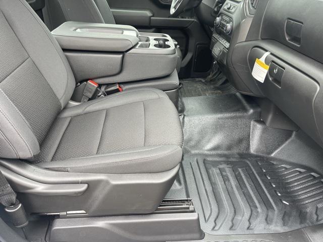 new 2025 Chevrolet Silverado 1500 car, priced at $31,664