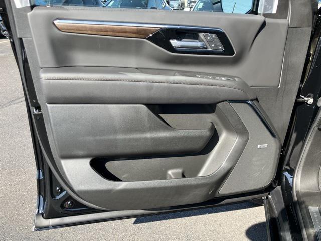 new 2025 Chevrolet Tahoe car, priced at $95,830