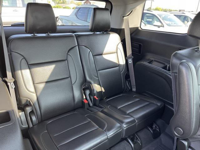 used 2023 GMC Acadia car, priced at $33,900