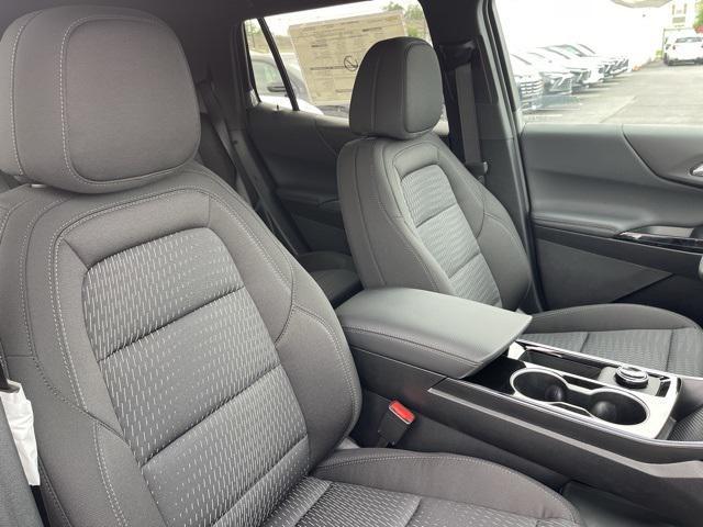 new 2026 Chevrolet Equinox car, priced at $31,995