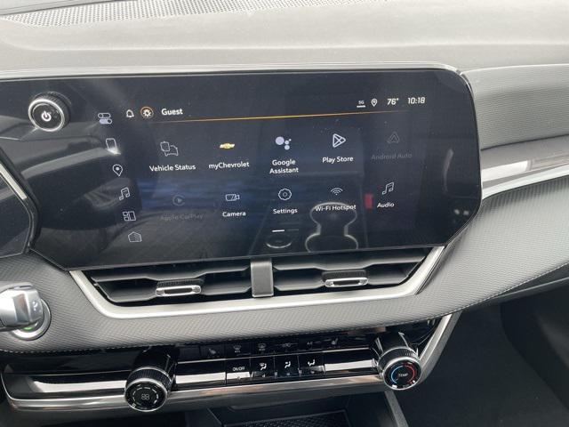 new 2026 Chevrolet Equinox car, priced at $31,995