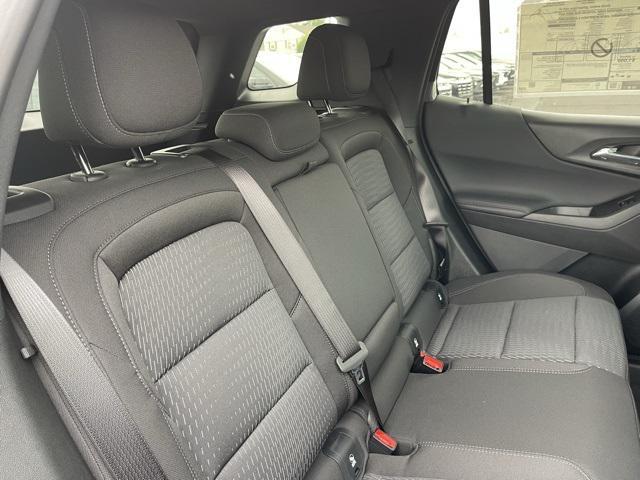 new 2026 Chevrolet Equinox car, priced at $31,995