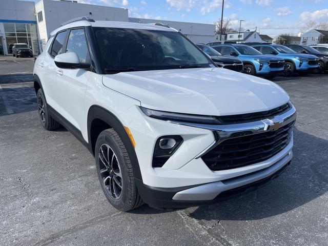 new 2025 Chevrolet TrailBlazer car, priced at $28,955