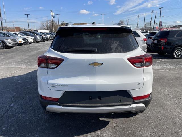 new 2025 Chevrolet TrailBlazer car, priced at $28,955