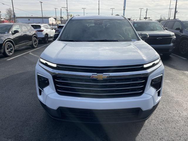 new 2025 Chevrolet Traverse car, priced at $41,572