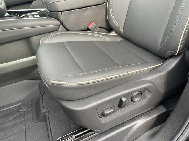 new 2025 Chevrolet Suburban car, priced at $82,900