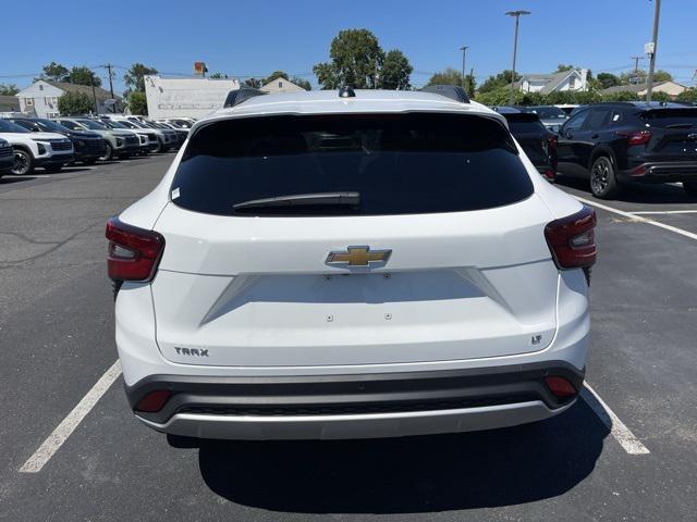 new 2025 Chevrolet Trax car, priced at $26,130