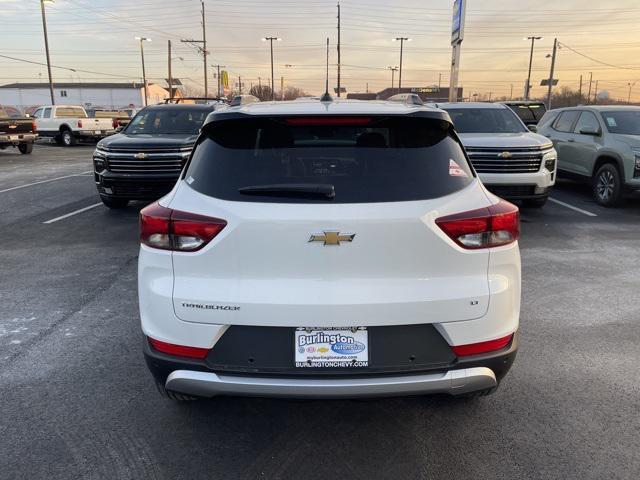 new 2025 Chevrolet TrailBlazer car, priced at $26,330