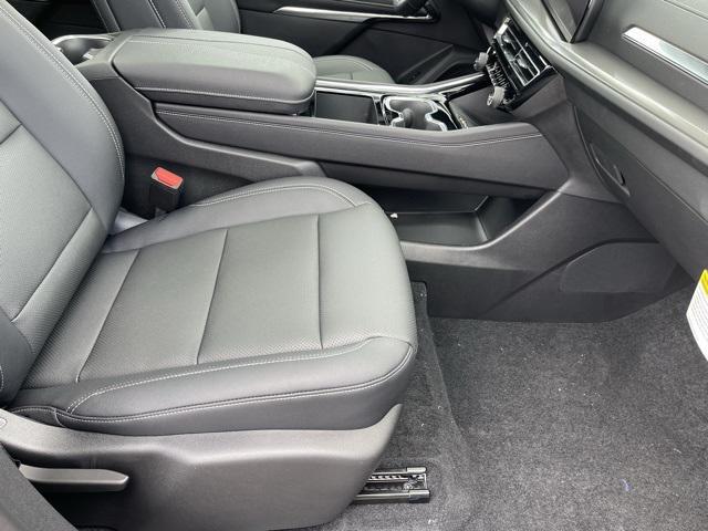 new 2026 Chevrolet Traverse car, priced at $46,340