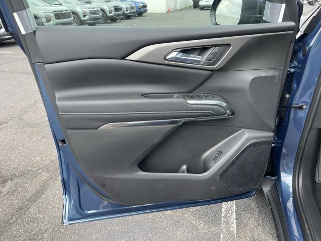 new 2026 Chevrolet Traverse car, priced at $46,340