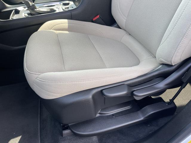 used 2023 Chevrolet Traverse car, priced at $27,900