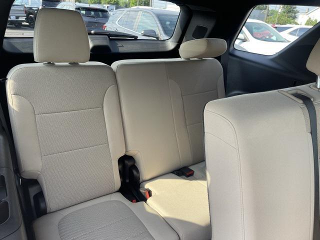 used 2023 Chevrolet Traverse car, priced at $27,900