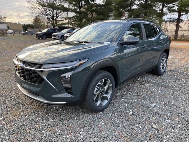 new 2025 Chevrolet Trax car, priced at $24,680