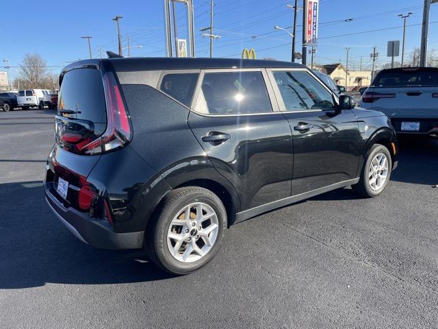 used 2023 Kia Soul car, priced at $18,990