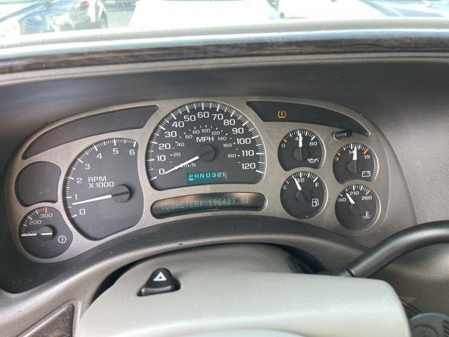 used 2004 GMC Yukon XL car, priced at $5,000