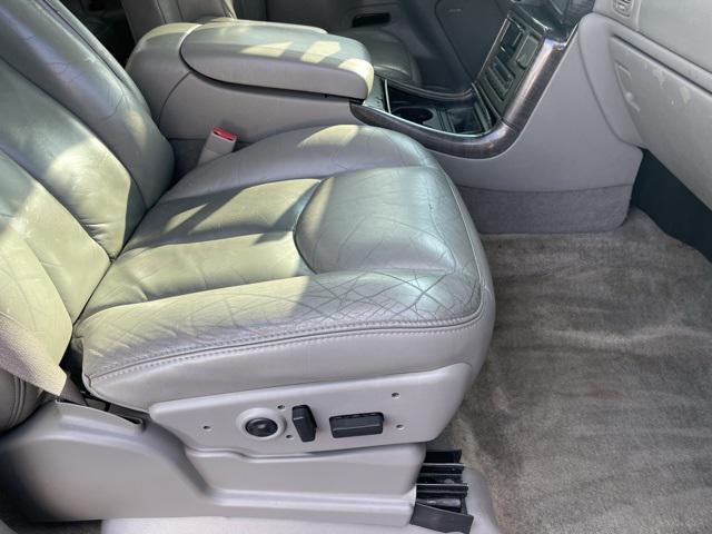 used 2004 GMC Yukon XL car, priced at $5,000