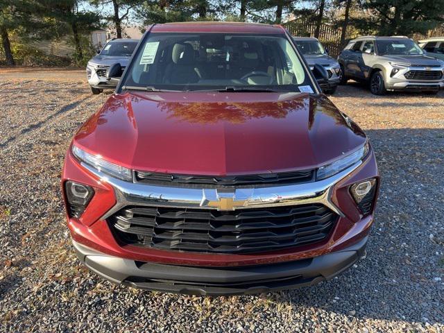 new 2025 Chevrolet TrailBlazer car, priced at $27,730