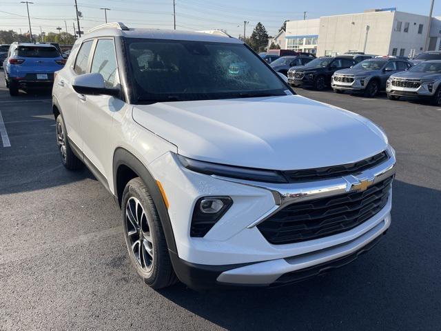 used 2025 Chevrolet TrailBlazer car, priced at $25,550