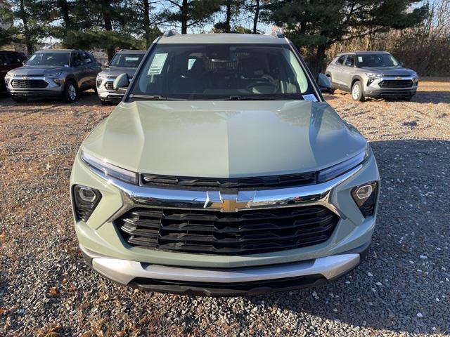 new 2025 Chevrolet TrailBlazer car, priced at $30,525