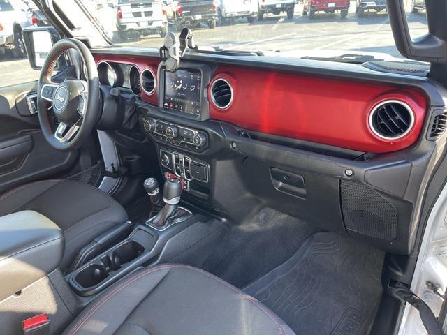 used 2023 Jeep Gladiator car, priced at $38,617