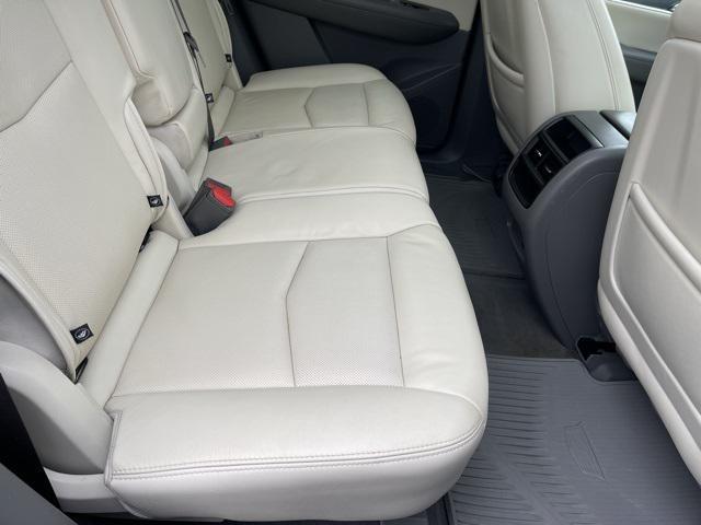 used 2019 Cadillac XT5 car, priced at $20,500