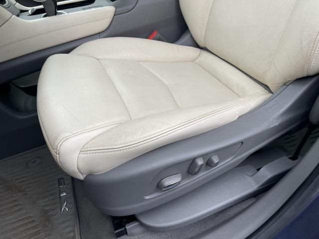 used 2019 Cadillac XT5 car, priced at $20,500