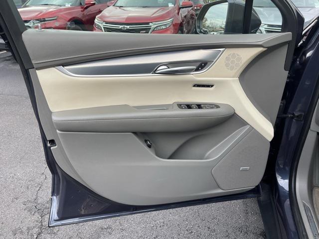 used 2019 Cadillac XT5 car, priced at $20,500