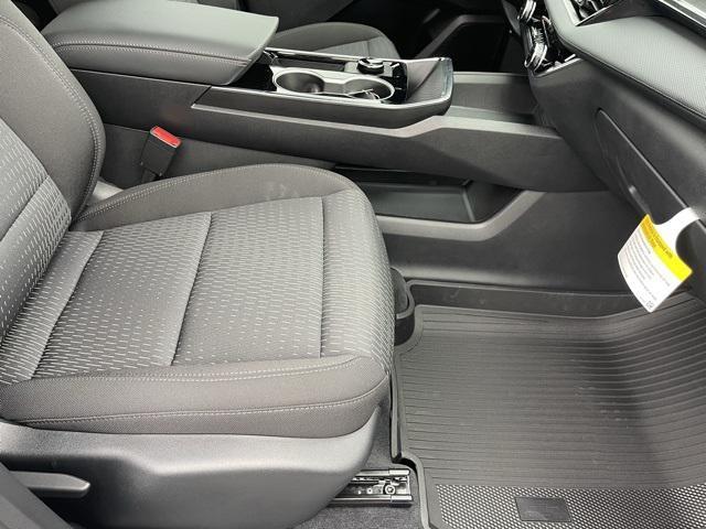 new 2026 Chevrolet Equinox car, priced at $31,645