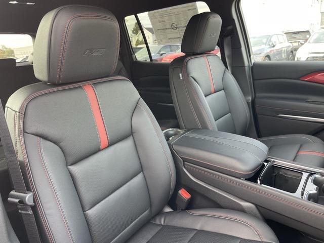 new 2026 Chevrolet Traverse car, priced at $56,215