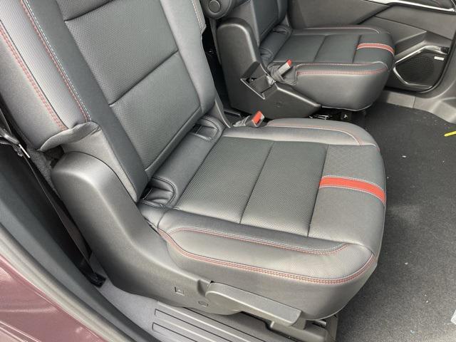 new 2026 Chevrolet Traverse car, priced at $56,215