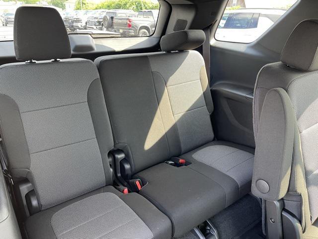 used 2023 Chevrolet Traverse car, priced at $32,900