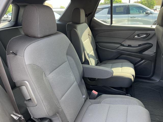 used 2023 Chevrolet Traverse car, priced at $32,900