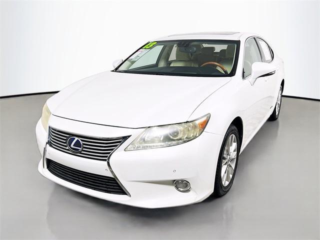 used 2013 Lexus ES 300h car, priced at $11,316