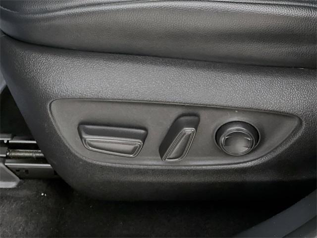 used 2023 Toyota Highlander car, priced at $35,706