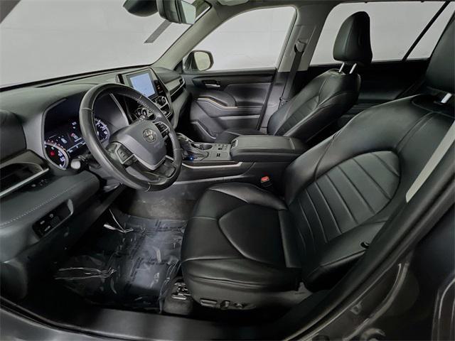 used 2023 Toyota Highlander car, priced at $35,706