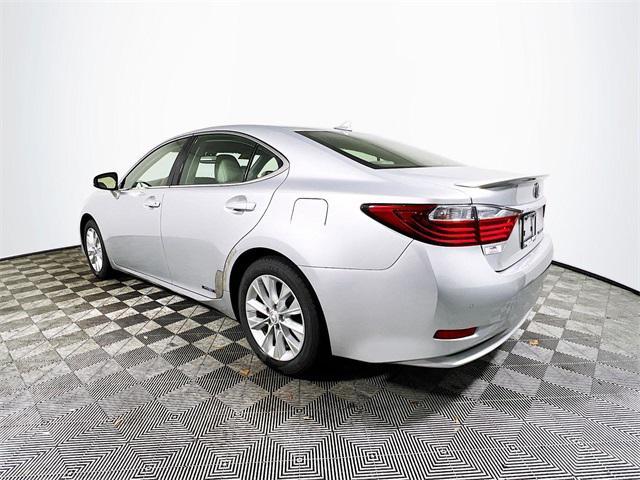 used 2014 Lexus ES 300h car, priced at $16,704