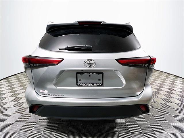 used 2022 Toyota Highlander car, priced at $24,799