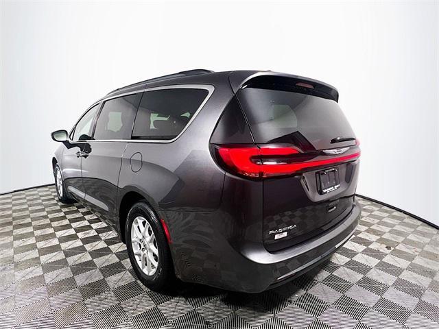 used 2022 Chrysler Pacifica car, priced at $18,804