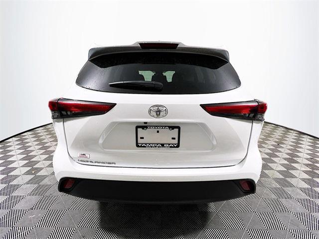 used 2023 Toyota Highlander car, priced at $29,077