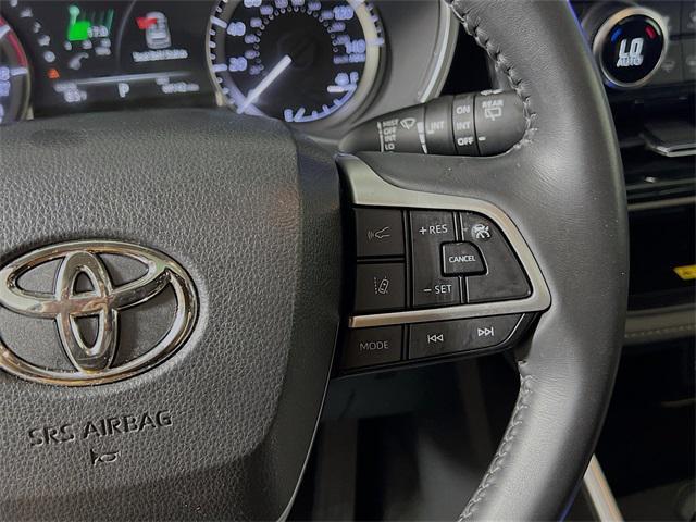 used 2023 Toyota Highlander car, priced at $36,683