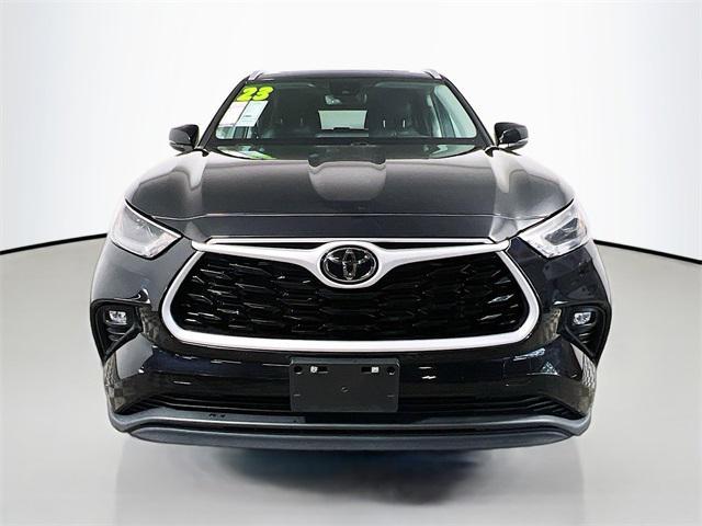 used 2023 Toyota Highlander car, priced at $36,683