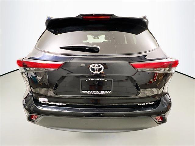 used 2023 Toyota Highlander car, priced at $36,683