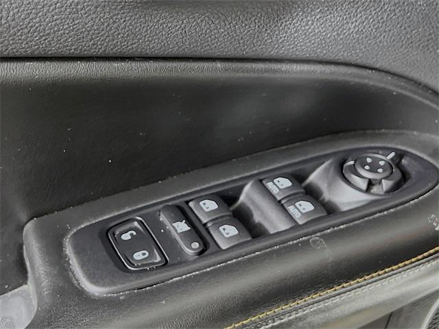 used 2020 Jeep Compass car, priced at $16,262