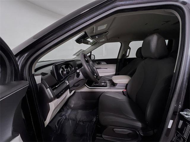 used 2023 Kia Carnival car, priced at $24,347